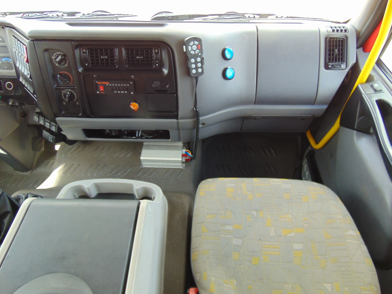 Camión de bomberos RENAULT Midlum 220dCi 4x4 GICAR: foto 21