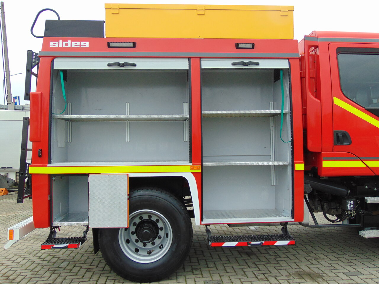 Camión de bomberos RENAULT Midlum 270dCi SIDES TOP: foto 11