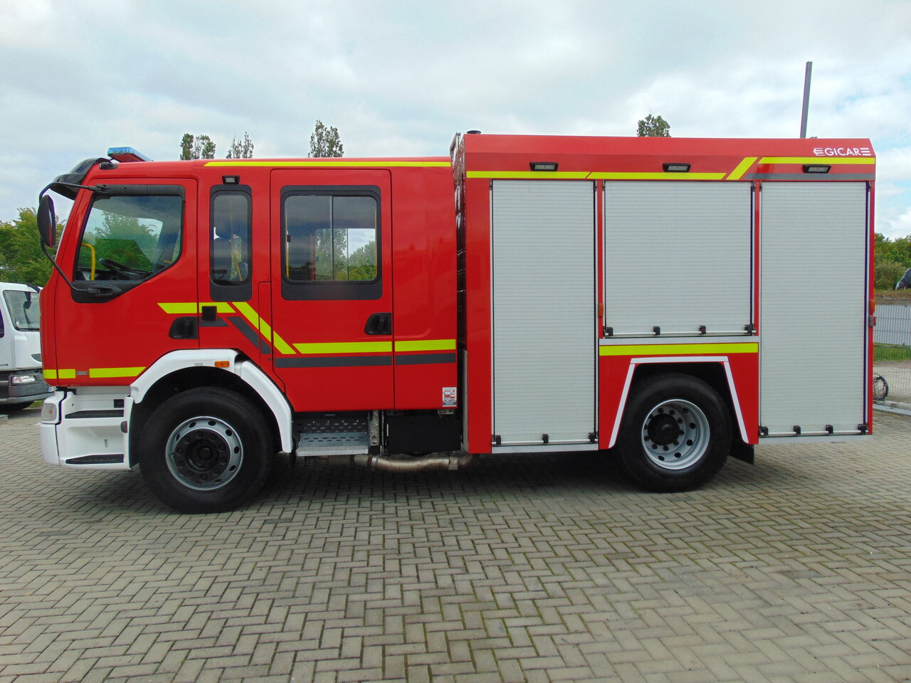 RENAULT Premium 260 GICAR - Camión de bomberos: foto 5 RENAULT Premium 260 GICAR - Camión de bomberos: foto 5