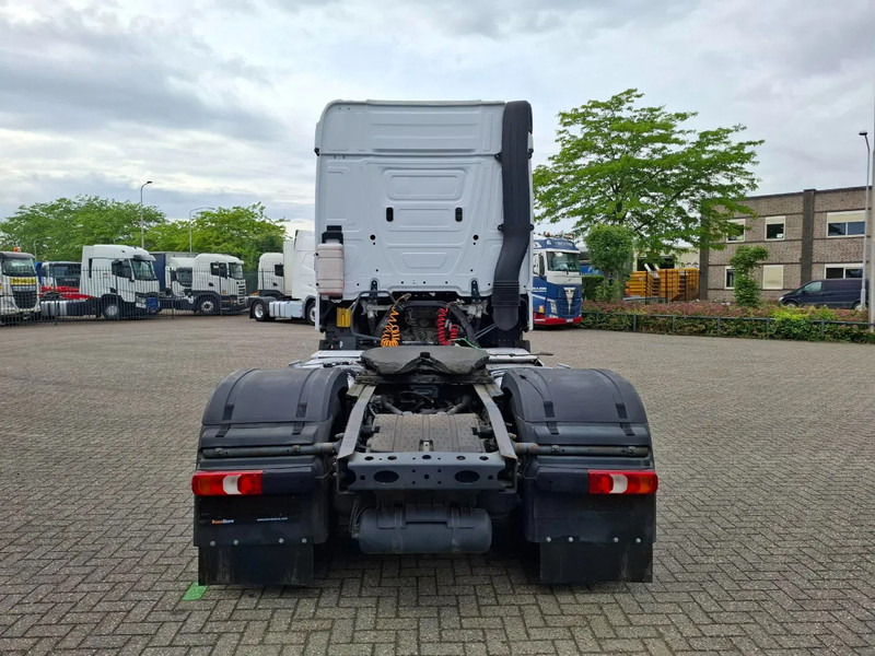Mercedes-Benz Actros 1945 / DOUBLE TANK / ONLY:508736 KM / 2XBED / FRIDGE / AUTOMATIC / EURO-6 / 2015 - Cabeza tractora: foto 4 Mercedes-Benz Actros 1945 / DOUBLE TANK / ONLY:508736 KM / 2XBED / FRIDGE / AUTOMATIC / EURO-6 / 2015 - Cabeza tractora: foto 4