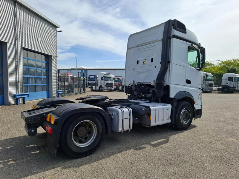 Mercedes-Benz Actros 1945 / HYDRAULICS / LWDS / GEN2 V2 TACHO / 2XBED / FRIDGE / AUTOMATIC / EURO-6 / 2018 - Cabeza tractora: foto 5 Mercedes-Benz Actros 1945 / HYDRAULICS / LWDS / GEN2 V2 TACHO / 2XBED / FRIDGE / AUTOMATIC / EURO-6 / 2018 - Cabeza tractora: foto 5