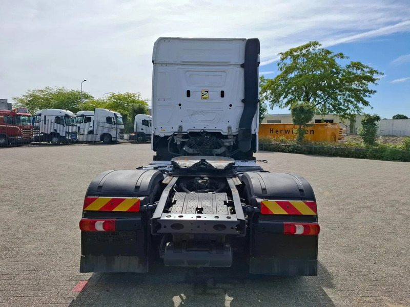 Mercedes-Benz Actros 1945 / HYDRAULICS / LWDS / GEN2 V2 TACHO / 2XBED / FRIDGE / AUTOMATIC / EURO-6 / 2018 - Cabeza tractora: foto 4 Mercedes-Benz Actros 1945 / HYDRAULICS / LWDS / GEN2 V2 TACHO / 2XBED / FRIDGE / AUTOMATIC / EURO-6 / 2018 - Cabeza tractora: foto 4