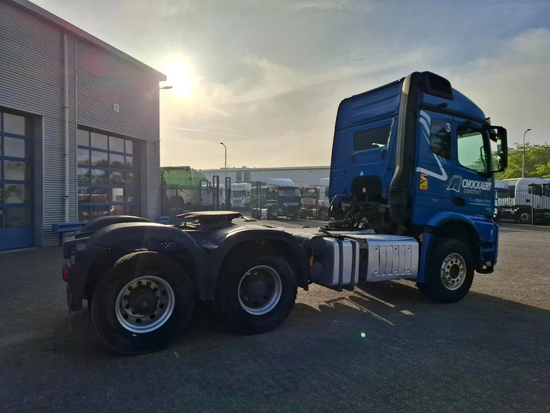 Mercedes-Benz Arocs 2851 / 6X4 / HYDRAULICS / BIG AXLE / ALCOA / AIRCO / AUTOMATIC / EURO-6 / 2015 - Cabeza tractora: foto 5 Mercedes-Benz Arocs 2851 / 6X4 / HYDRAULICS / BIG AXLE / ALCOA / AIRCO / AUTOMATIC / EURO-6 / 2015 - Cabeza tractora: foto 5