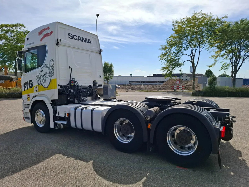 Scania NGS R650 V8 / 6X4 / RETARDER / 2X BIG AXLE / PARKCOOL / DOUBLE TANK / INLINER / FULL-AIR / ALCOA / LEATHER / NAVI / GEN2 V2 / EU - Cabeza tractora: foto 3 Scania NGS R650 V8 / 6X4 / RETARDER / 2X BIG AXLE / PARKCOOL / DOUBLE TANK / INLINER / FULL-AIR / ALCOA / LEATHER / NAVI / GEN2 V2 / EU - Cabeza tractora: foto 3