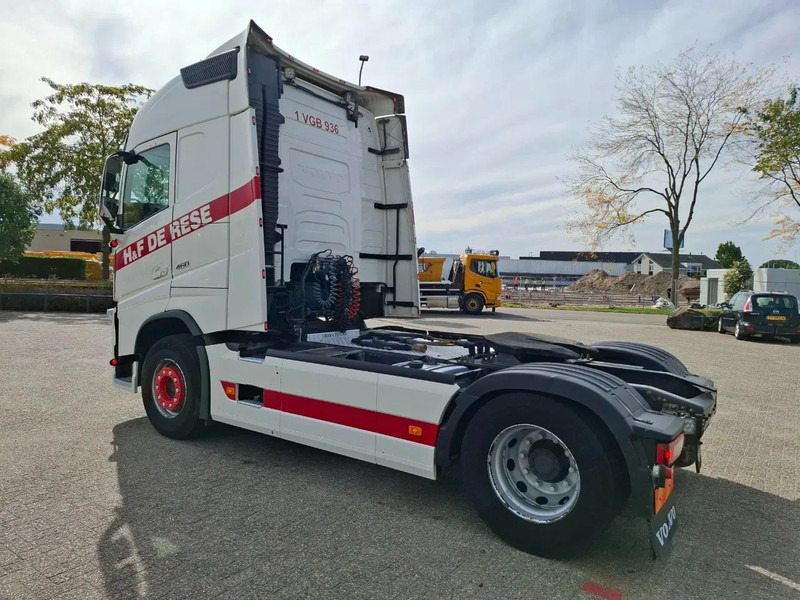 Volvo FH4-460 / VEB+ / HYDRAULICS / GEN2 V2 SMART TACHO / LWDS / SIDESKIRTS / FRIDGE / EURO-6 / 2018 - Cabeza tractora: foto 3 Volvo FH4-460 / VEB+ / HYDRAULICS / GEN2 V2 SMART TACHO / LWDS / SIDESKIRTS / FRIDGE / EURO-6 / 2018 - Cabeza tractora: foto 3
