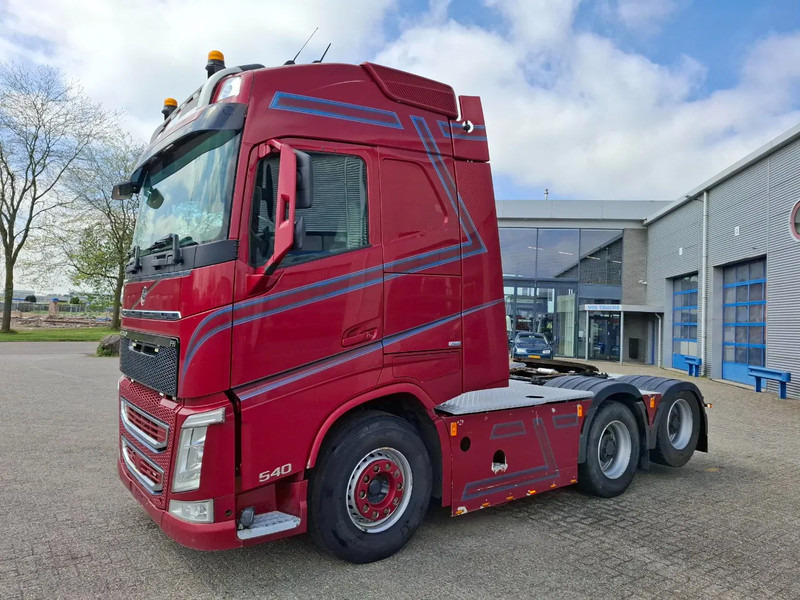 Volvo FH4-540 / 6X4 / BIG AXLE / HYDRAULICS / VEB+ / DYNAMIC STEERING / NAVI / ACC / LWDS / FULL-AIR / LEATHER / AUTOMATIC / EURO-6 / - Cabeza tractora: foto 1 Volvo FH4-540 / 6X4 / BIG AXLE / HYDRAULICS / VEB+ / DYNAMIC STEERING / NAVI / ACC / LWDS / FULL-AIR / LEATHER / AUTOMATIC / EURO-6 / - Cabeza tractora: foto 1