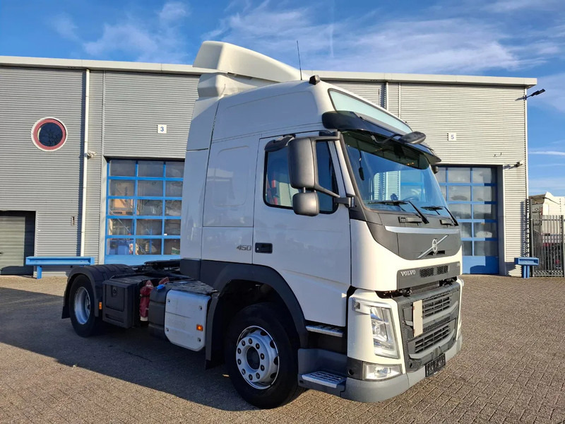 Volvo FM11-450 / VEB / ADR / ONLY:579669 KM / SMART TACHO / LWDS / AIRCO / AUTOMATIC / EURO-6 / 2018 - Cabeza tractora: foto 2 Volvo FM11-450 / VEB / ADR / ONLY:579669 KM / SMART TACHO / LWDS / AIRCO / AUTOMATIC / EURO-6 / 2018 - Cabeza tractora: foto 2
