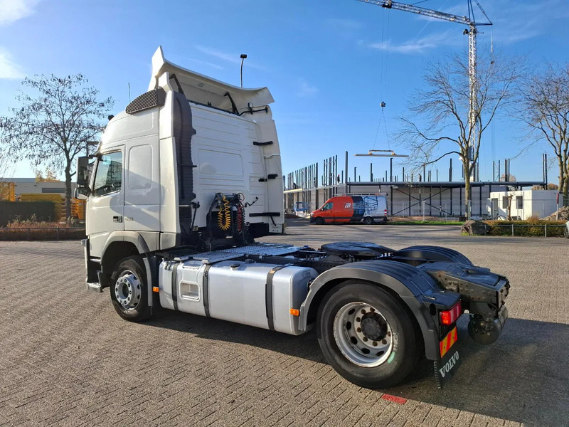 Volvo FM11-450 / VEB / ADR / ONLY:579669 KM / SMART TACHO / LWDS / AIRCO / AUTOMATIC / EURO-6 / 2018 - Cabeza tractora: foto 3 Volvo FM11-450 / VEB / ADR / ONLY:579669 KM / SMART TACHO / LWDS / AIRCO / AUTOMATIC / EURO-6 / 2018 - Cabeza tractora: foto 3