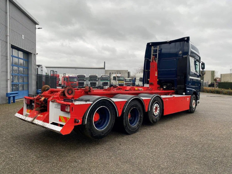 DAF XF106-530 8X2 / AJK HOOKLIFT 25000KG / 9 TON FRONT AXLE / NAVI / ONLY:612482 KM / SSC / AUTOMATIC / EURO-6 / 2019 - Camión multibasculante: foto 5 DAF XF106-530 8X2 / AJK HOOKLIFT 25000KG / 9 TON FRONT AXLE / NAVI / ONLY:612482 KM / SSC / AUTOMATIC / EURO-6 / 2019 - Camión multibasculante: foto 5