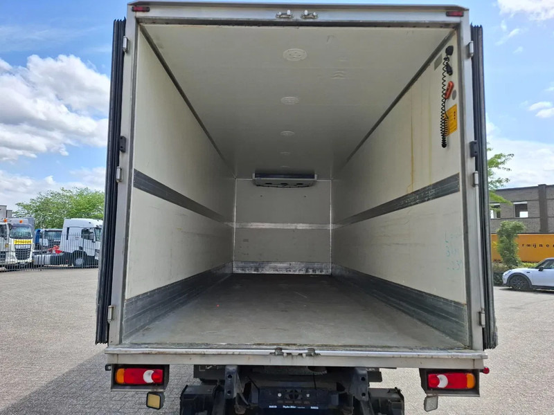 Iveco EuroCargo 120 / COOL TRUCK / CARRIER XARIOS 600 / PLATFORM 2000KG / ONLY:340634 KM / AIRCO / MANUAL / EURO-6 / 2014 - Camión isotérmico: foto 5 Iveco EuroCargo 120 / COOL TRUCK / CARRIER XARIOS 600 / PLATFORM 2000KG / ONLY:340634 KM / AIRCO / MANUAL / EURO-6 / 2014 - Camión isotérmico: foto 5