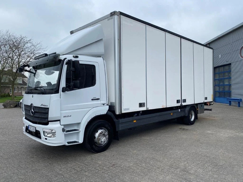 Mercedes-Benz ATEGO 1624 / AUTOMATIC / CLOSED BOX / SIDE DOORS / AIRCO / LWDS / FCW / EURO-6 / 2016 - Camión caja cerrada: foto 1 Mercedes-Benz ATEGO 1624 / AUTOMATIC / CLOSED BOX / SIDE DOORS / AIRCO / LWDS / FCW / EURO-6 / 2016 - Camión caja cerrada: foto 1