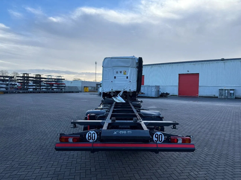 Mercedes-Benz Actros 1845 / ONLY:467007 KM / MIRRORCAM / FULL-AIR / AIRCO / AUTOMATIC / EURO-6 / 2022 - Camión chasis: foto 4 Mercedes-Benz Actros 1845 / ONLY:467007 KM / MIRRORCAM / FULL-AIR / AIRCO / AUTOMATIC / EURO-6 / 2022 - Camión chasis: foto 4