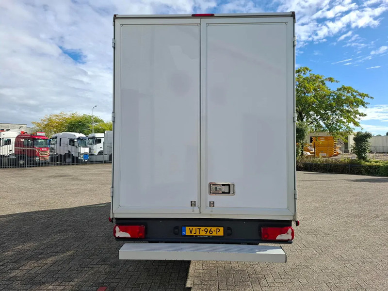 Mercedes-Benz Sprinter 516 CDI / DOUBLE AIR REAR / CLEAN NL VAN / TUV:19-03-2026 / MBUX / NAVI / KEYLESS START / DAB RADIO / 3SEATS / AUTOMATIC / 2021 - Furgón: foto 4 Mercedes-Benz Sprinter 516 CDI / DOUBLE AIR REAR / CLEAN NL VAN / TUV:19-03-2026 / MBUX / NAVI / KEYLESS START / DAB RADIO / 3SEATS / AUTOMATIC / 2021 - Furgón: foto 4