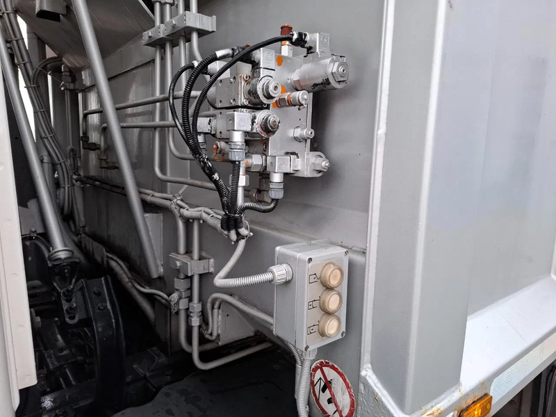 Camión de basura Scania P360 / RETARDER / ONLY:234640 KM / LENKACHSE / AIRCO / WORKING GARBAGE TRUCK / AUTOMATIC / EURO-5 / 2013: foto 14