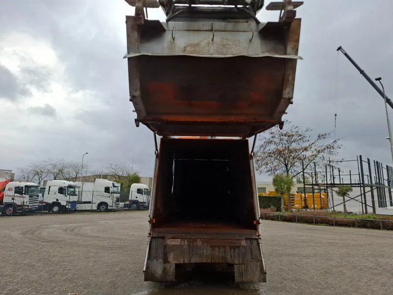 Camión de basura Scania P360 / RETARDER / ONLY:234640 KM / LENKACHSE / AIRCO / WORKING GARBAGE TRUCK / AUTOMATIC / EURO-5 / 2013: foto 6