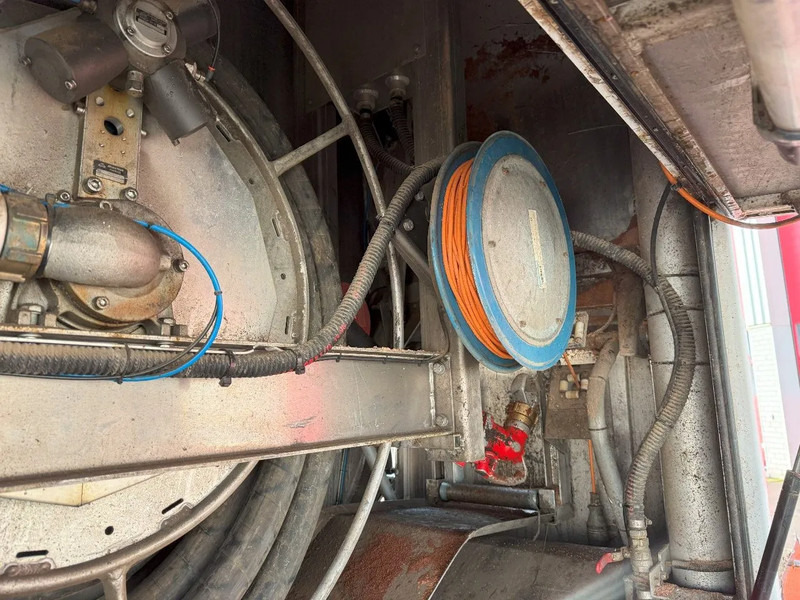 Camión cisterna Volvo FH5-500 6X2 / ENGINE RUNNING / LIFT+LENKACHSE / FULL AIR / ADR / EUROTANK / 9-TON FRONT AXLE / I-SAVE / EURO-6 / 2022: foto 15