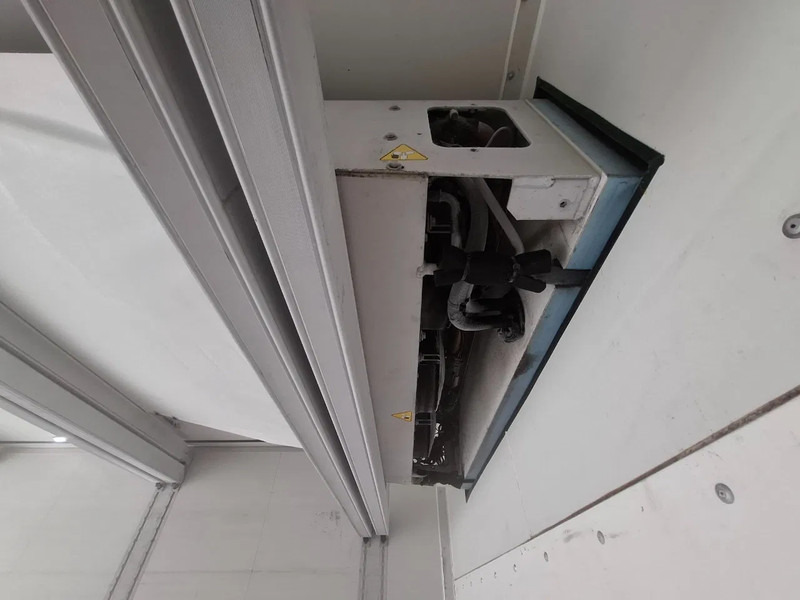 Camión isotérmico Volvo FM11-330 / VEB / LWDS / ONLY:442862 KM / CARRIER SUPRA 1250 / DOPPELSTOCK / PLATFORM 2TON / DATALOG / FULL-AIR / TOP CONDITION /: foto 12 Camión isotérmico Volvo FM11-330 / VEB / LWDS / ONLY:442862 KM / CARRIER SUPRA 1250 / DOPPELSTOCK / PLATFORM 2TON / DATALOG / FULL-AIR / TOP CONDITION /: foto 12