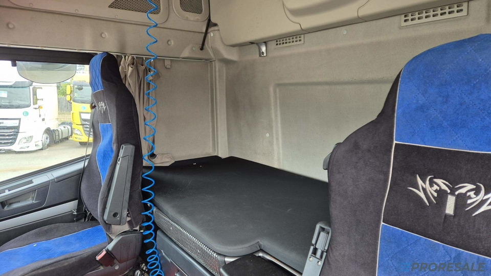 IVECO STRALIS AS440/48T LOW DECK EURO 6 - Cabeza tractora: foto 4 IVECO STRALIS AS440/48T LOW DECK EURO 6 - Cabeza tractora: foto 4