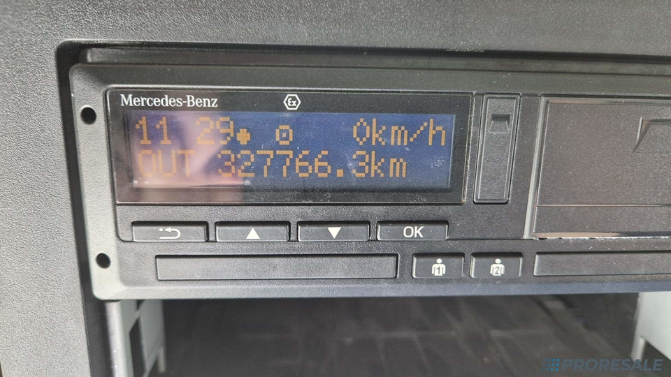 Cabeza tractora MERCEDES-BENZ ACTROS 1842 GIGA SPACE EURO 6: foto 9