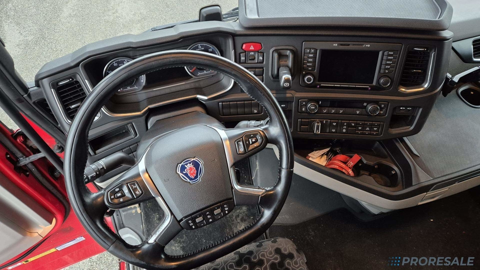 SCANIA S450 N323 TOP LINE EURO 6 - Cabeza tractora: foto 4 SCANIA S450 N323 TOP LINE EURO 6 - Cabeza tractora: foto 4