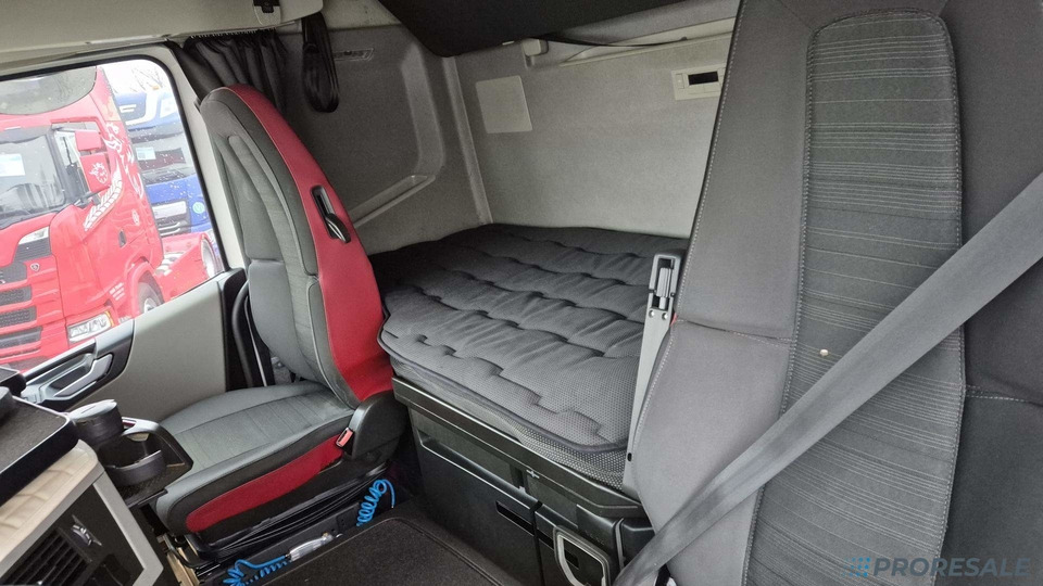 VOLVO FH 500 XL 4X2 EURO 6 - Cabeza tractora: foto 4 VOLVO FH 500 XL 4X2 EURO 6 - Cabeza tractora: foto 4