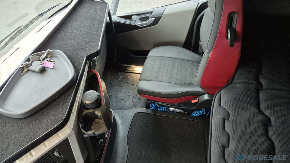 VOLVO FH 500 XL 4X2 EURO 6 - Cabeza tractora: foto 5 VOLVO FH 500 XL 4X2 EURO 6 - Cabeza tractora: foto 5