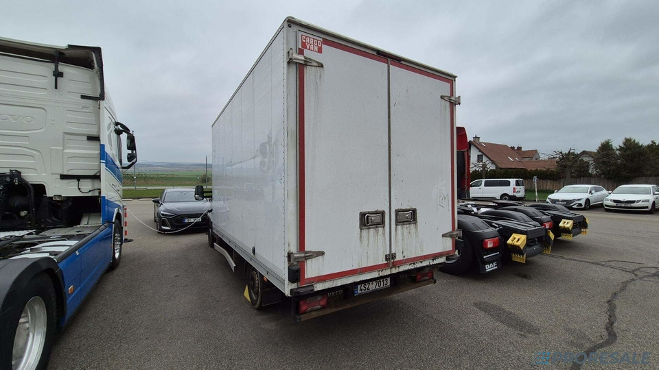 IVECO DAILY 35S16 skříň - 8 palet - Furgoneta caja cerrada: foto 3 IVECO DAILY 35S16 skříň - 8 palet - Furgoneta caja cerrada: foto 3