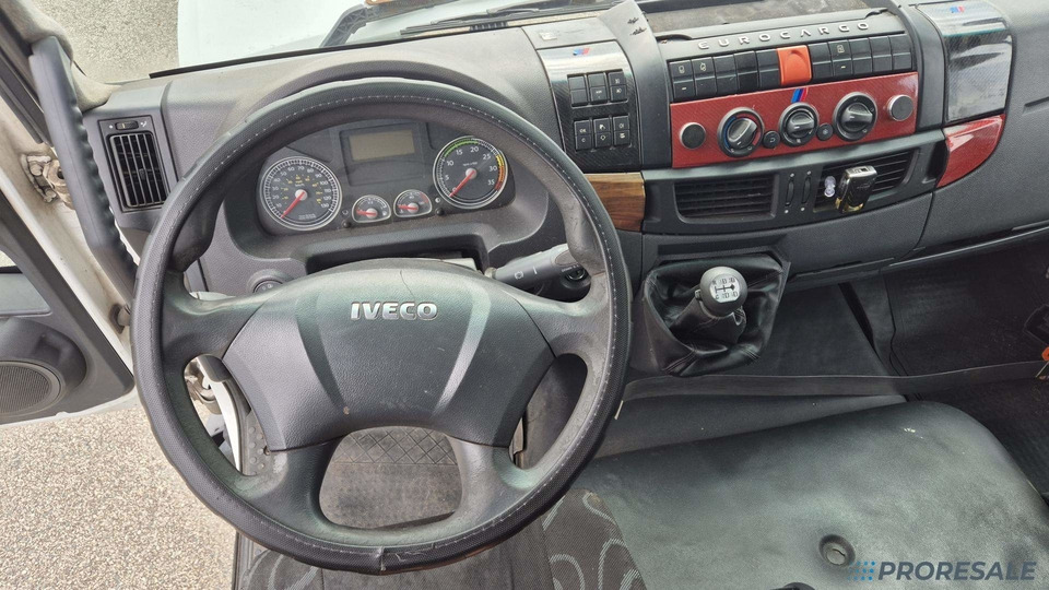 IVECO EUROCARGO ML 120E25 EURO 5 - valník s plachtou - Camión lona: foto 4 IVECO EUROCARGO ML 120E25 EURO 5 - valník s plachtou - Camión lona: foto 4