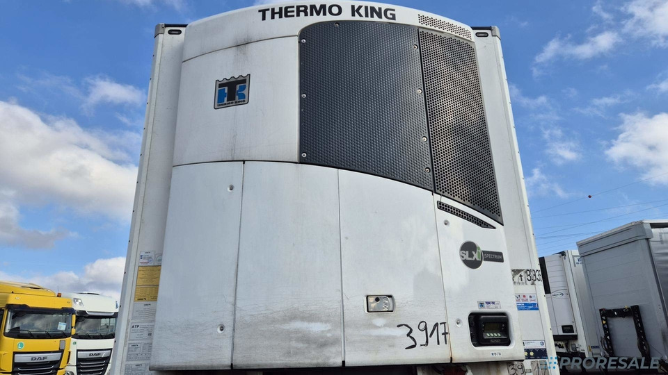 SCHMITZ CARGOBULL SKO 24/L - 13.4 FP60 COOL - mrazírenský - MULTITEMP + dělící stěna + dvojitá podlaha + agregát THERMO KING SLXi SPECTRUM - Semirremolque frigorífico: foto 4 SCHMITZ CARGOBULL SKO 24/L - 13.4 FP60 COOL - mrazírenský - MULTITEMP + dělící stěna + dvojitá podlaha + agregát THERMO KING SLXi SPECTRUM - Semirremolque frigorífico: foto 4