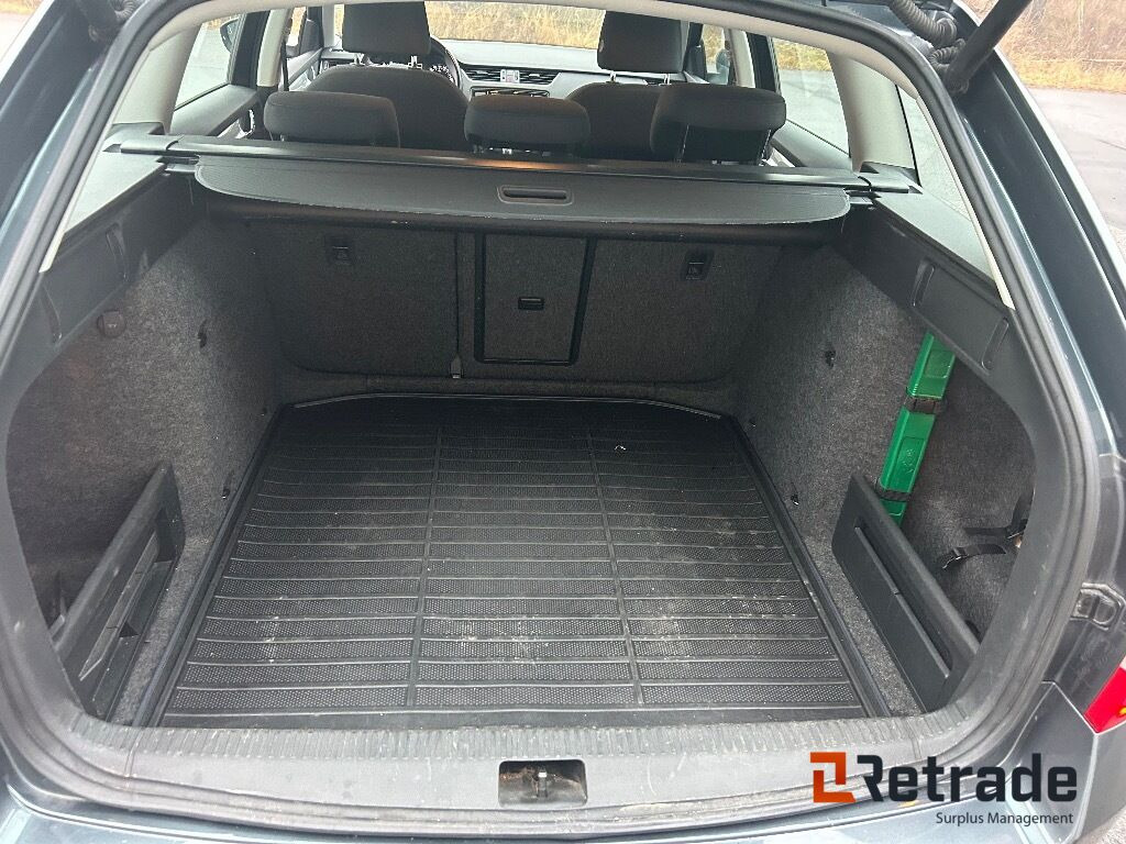 Coche 2016 Personbil SKODA OCTAVIA 1.8 TSI 180 hk 4x4 Style 6DSG EU-Godkjent: foto 12 Coche 2016 Personbil SKODA OCTAVIA 1.8 TSI 180 hk 4x4 Style 6DSG EU-Godkjent: foto 12