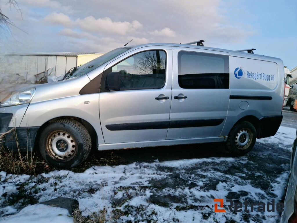 En pen Peugeot Expert 2009-modell - Coche: foto 1 En pen Peugeot Expert 2009-modell - Coche: foto 1