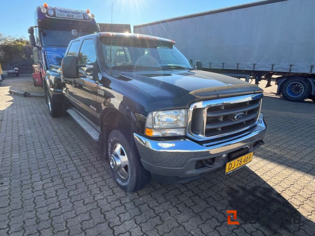 Ford F-350 4X4 DRW Truck / Ford F-350 DRW Truck - Coche: foto 3 Ford F-350 4X4 DRW Truck / Ford F-350 DRW Truck - Coche: foto 3