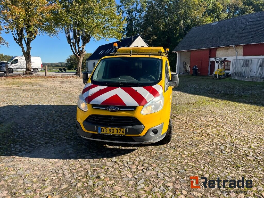 Varevogn FORD Transit Custom 2.2 TDCi (125 HK) 270S Van Opbygger som følgevogn - Furgoneta: foto 2 Varevogn FORD Transit Custom 2.2 TDCi (125 HK) 270S Van Opbygger som følgevogn - Furgoneta: foto 2