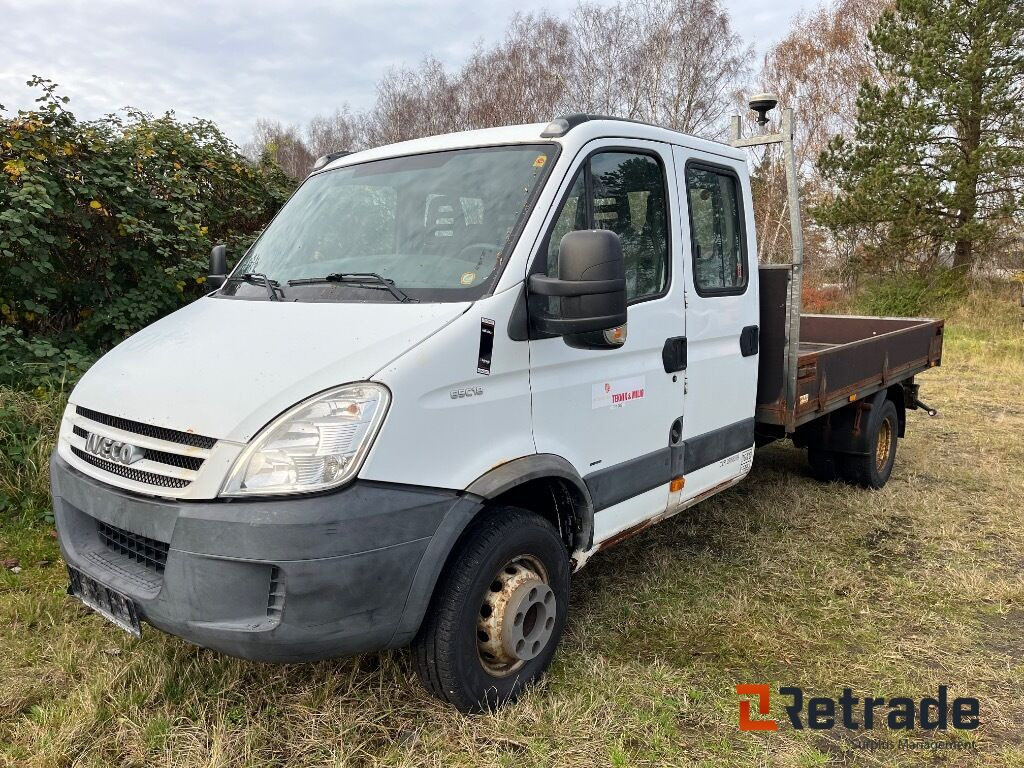 IVECO 65 Dobbelt kabine lastvogn. - Furgoneta caja abierta, Furgoneta combi: foto 1 IVECO 65 Dobbelt kabine lastvogn. - Furgoneta caja abierta, Furgoneta combi: foto 1