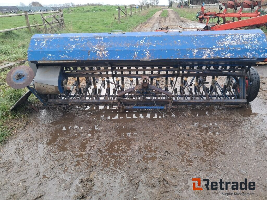 Radsåmaskine Fiona 3m D 78 - Maquinaria agrícola: foto 5 Radsåmaskine Fiona 3m D 78 - Maquinaria agrícola: foto 5