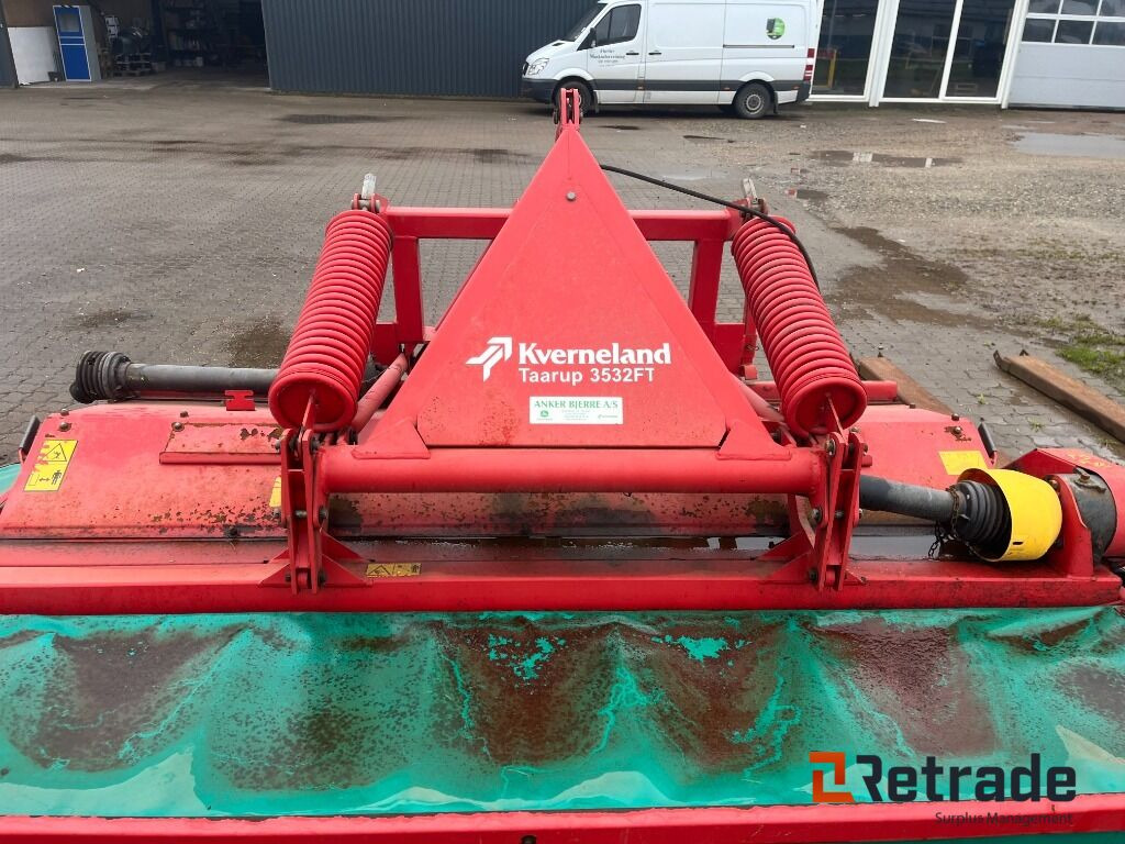 Slåmaskine Kverneland 3532 FT - MCF 08 Frontmonteret slåmaskine - Maquinaria agrícola: foto 3 Slåmaskine Kverneland 3532 FT - MCF 08 Frontmonteret slåmaskine - Maquinaria agrícola: foto 3