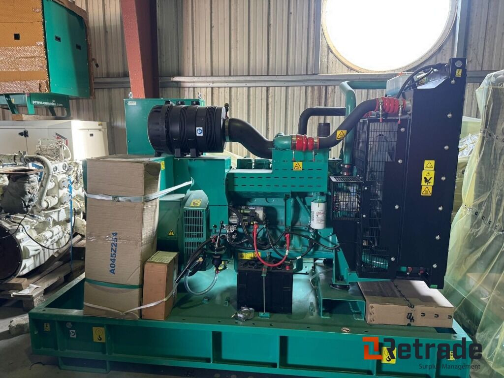 Generator Cummins 150kva - Maquinaria de construcción: foto 5 Generator Cummins 150kva - Maquinaria de construcción: foto 5