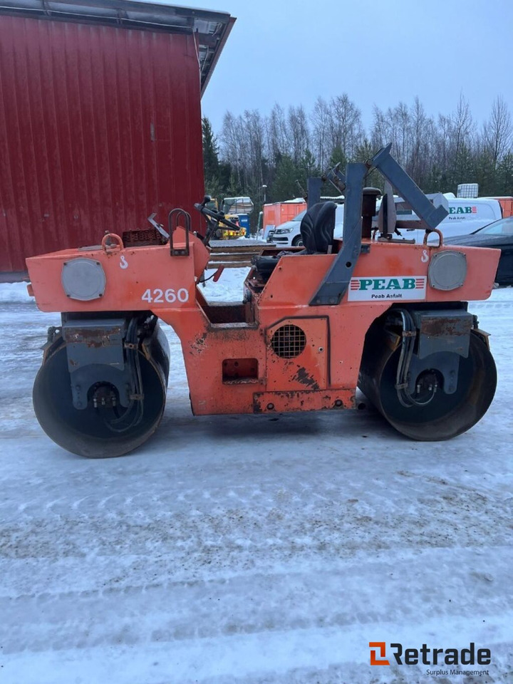 Hamm DV 3.22 - Maquinaria de construcción: foto 1 Hamm DV 3.22 - Maquinaria de construcción: foto 1