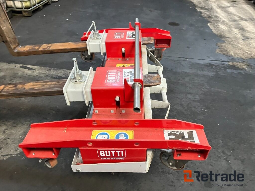 Forskelligt udstyr BUTTI Magnet til opsamling af jernspåner. - Maquinaria industrial: foto 3 Forskelligt udstyr BUTTI Magnet til opsamling af jernspåner. - Maquinaria industrial: foto 3