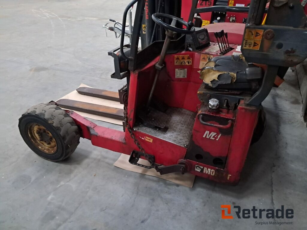 Medbringer Truck Moffett M4 25.3 - Maquinaria industrial: foto 4 Medbringer Truck Moffett M4 25.3 - Maquinaria industrial: foto 4
