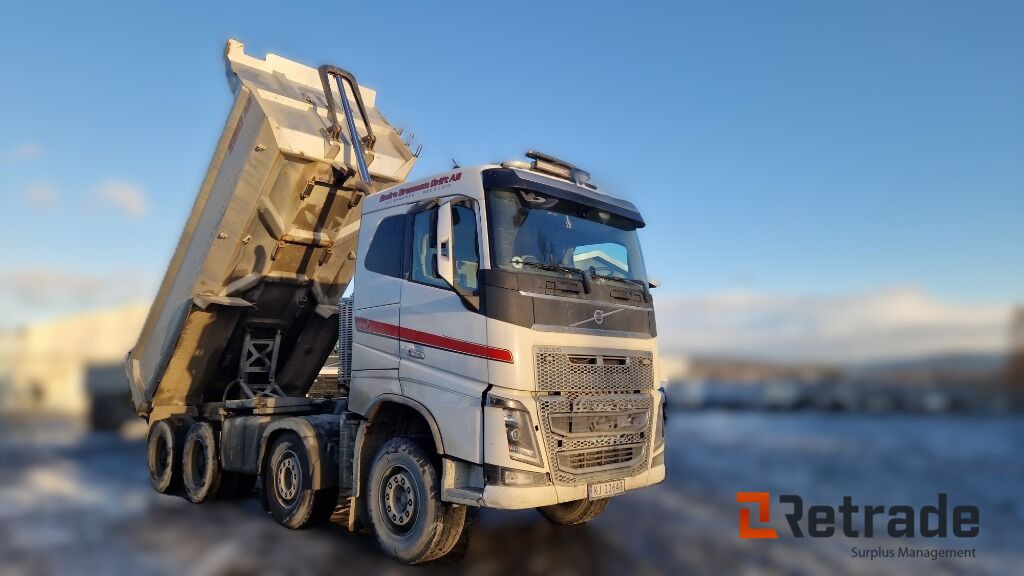 Robust og klar tippbil – Volvo FH16 650 8x4 med tipp og hengeropplegg - Camión volquete: foto 4 Robust og klar tippbil – Volvo FH16 650 8x4 med tipp og hengeropplegg - Camión volquete: foto 4
