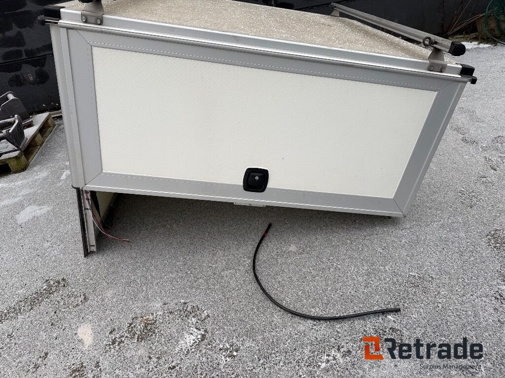 Skåp till Toyota Hilux - Carrocería y exterior para Pick-up: foto 1 Skåp till Toyota Hilux - Carrocería y exterior para Pick-up: foto 1