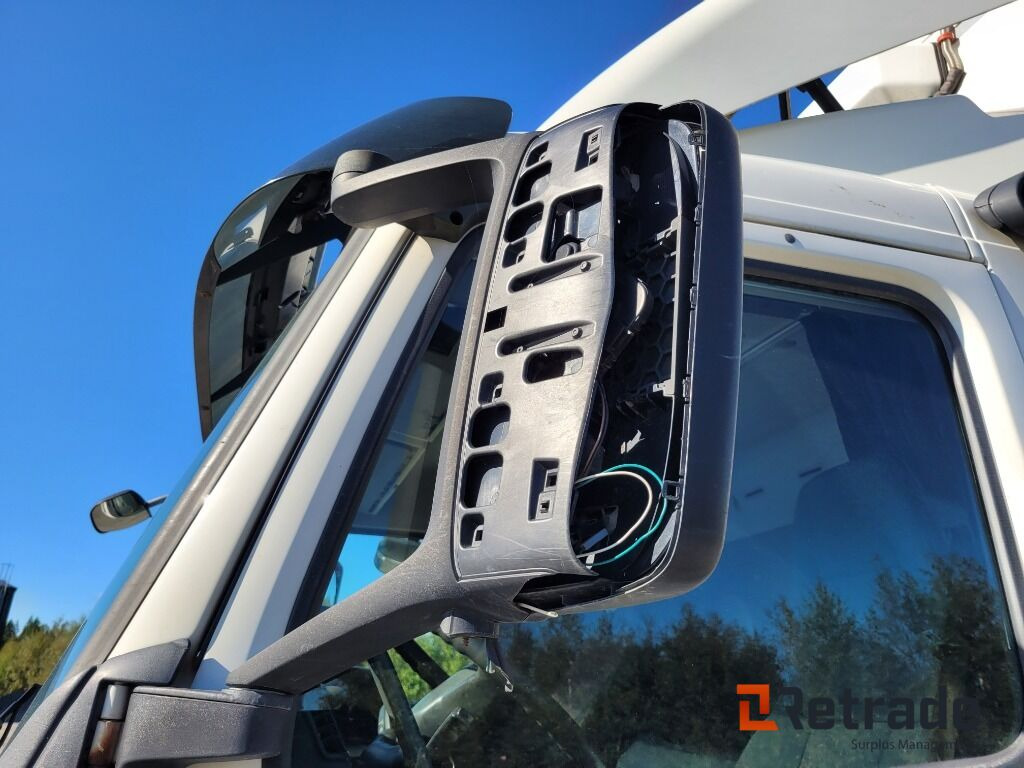 Camión caja cerrada Skåpbil Volvo FM 11 6x2 Euro 5: foto 10 Camión caja cerrada Skåpbil Volvo FM 11 6x2 Euro 5: foto 10