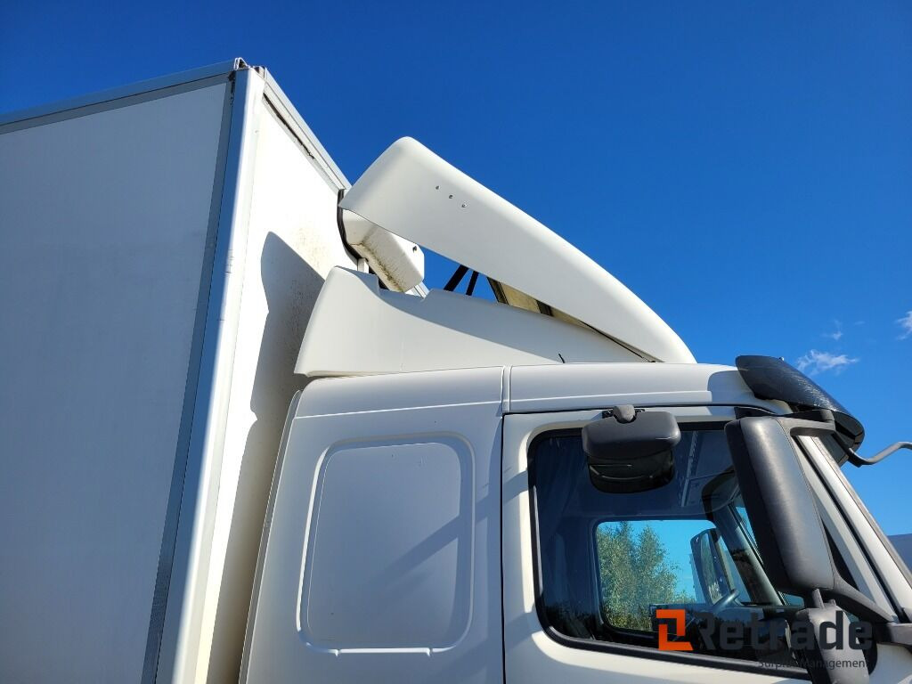 Camión caja cerrada Skåpbil Volvo FM 11 6x2 Euro 5: foto 49 Camión caja cerrada Skåpbil Volvo FM 11 6x2 Euro 5: foto 49