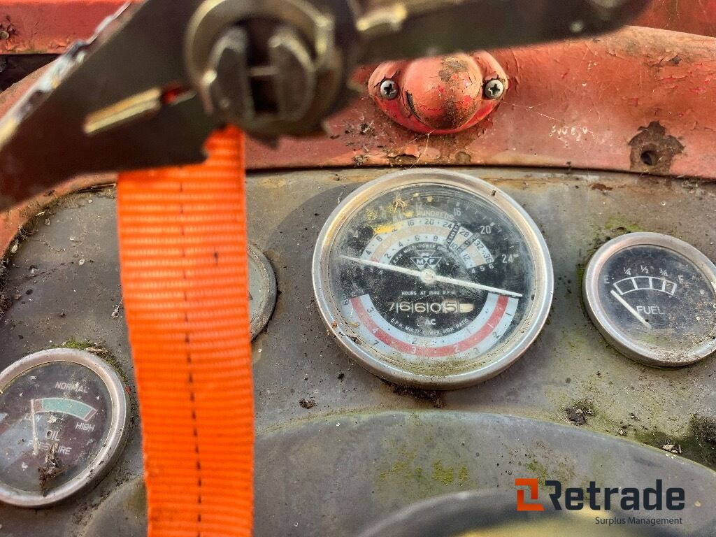 Tractor Traktor Massey Ferguson 175 Traktor: foto 10