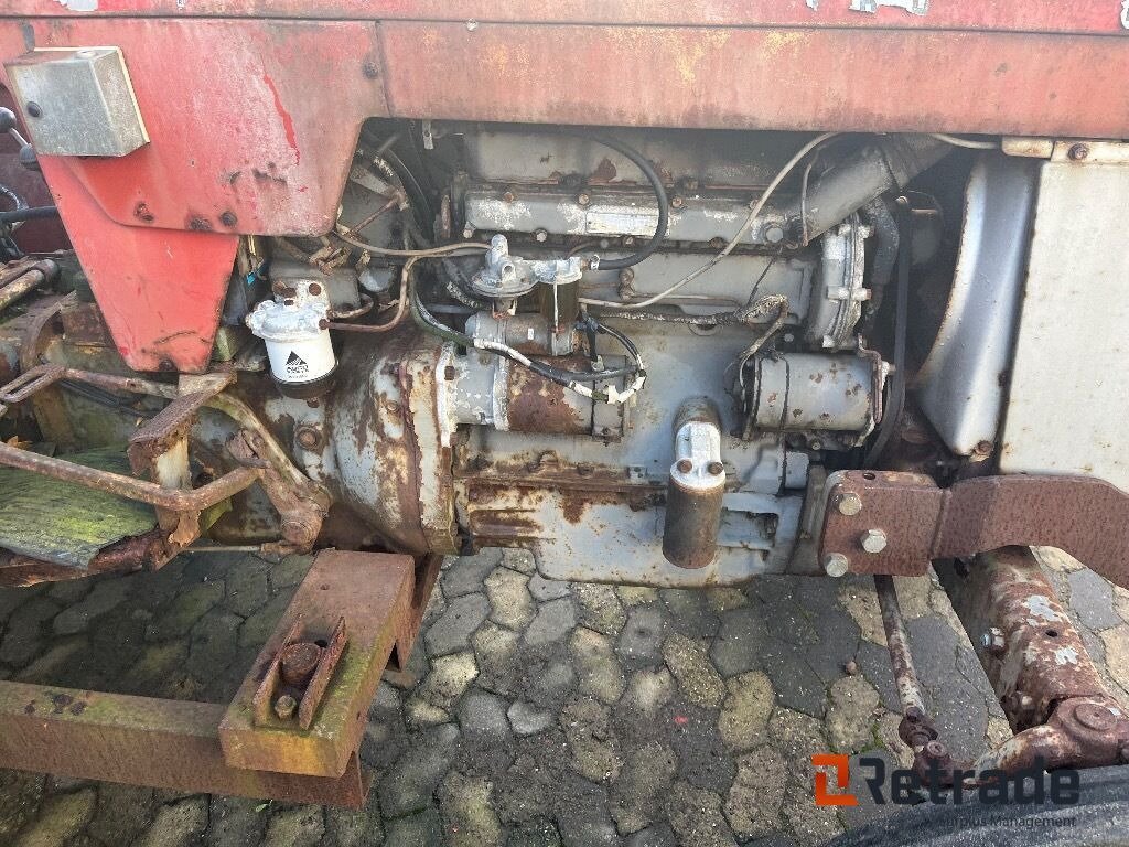 Traktor Massey Ferguson MF 165 - Tractor: foto 5 Traktor Massey Ferguson MF 165 - Tractor: foto 5