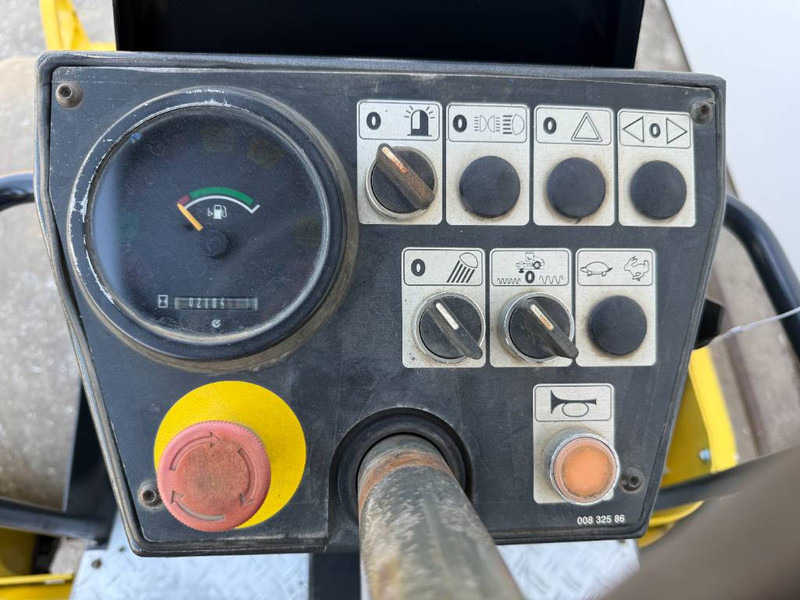 Rodillo Bomag BW124DH-3 - Dutch Machine / Only 2104 Hours!: foto 12