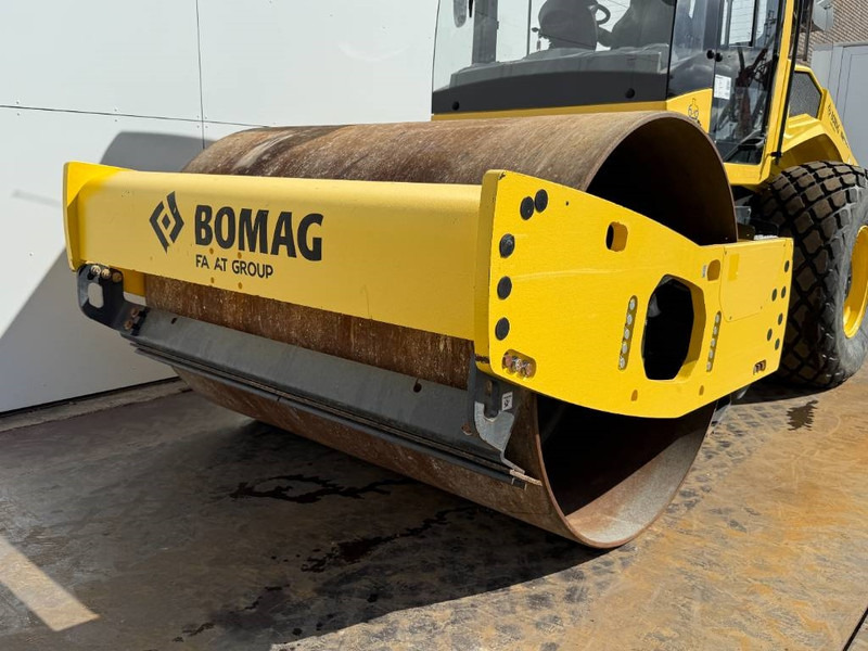 Rodillo Bomag BW211DH-5 - German Machine / Only 1311 Hours!: foto 17