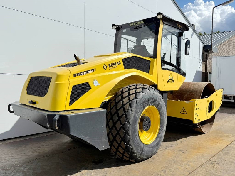 Rodillo Bomag BW211DH-5 - German Machine / Only 1311 Hours!: foto 5
