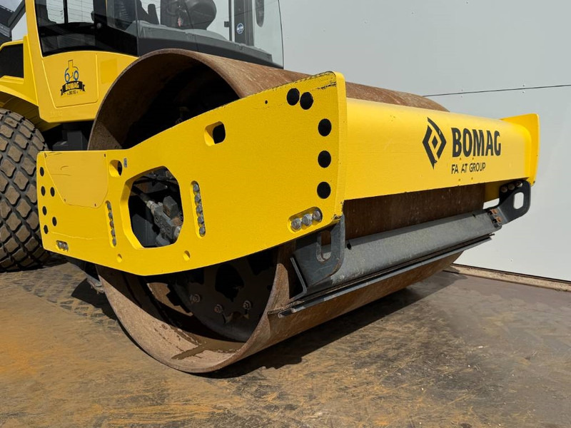 Rodillo Bomag BW211DH-5 - German Machine / Only 1311 Hours!: foto 18